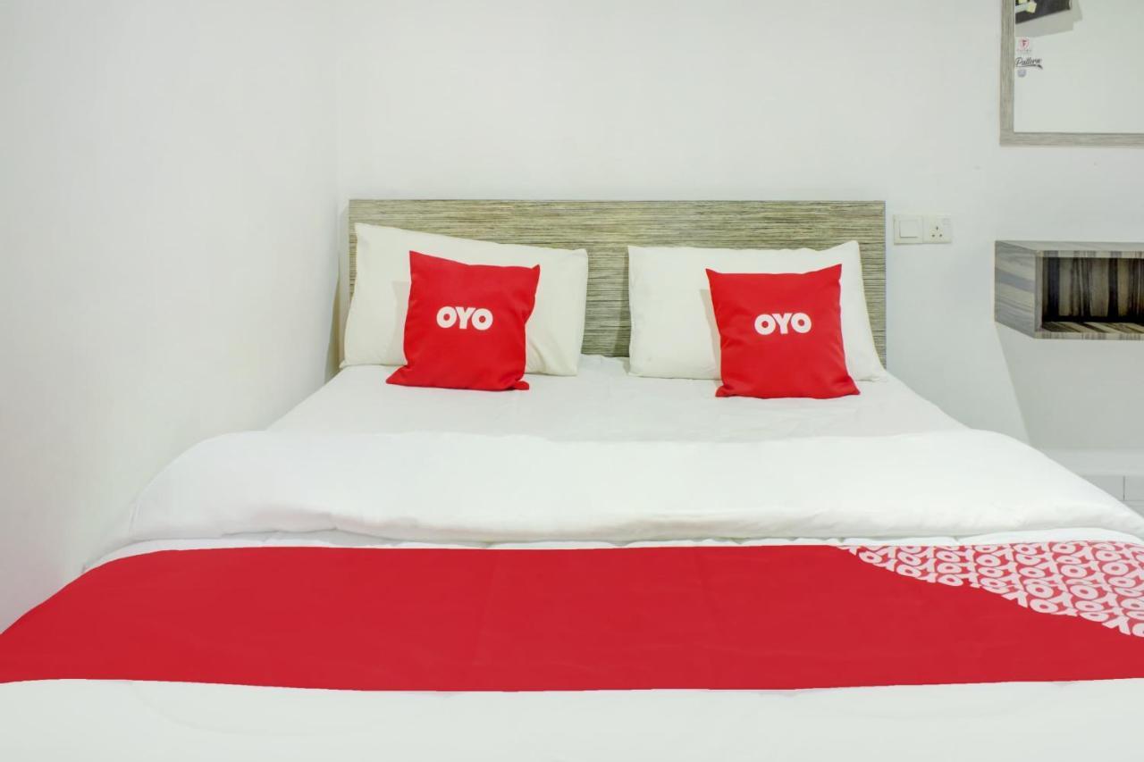 Oyo 90028 Ragula Hotel Johor Bahru Buitenkant foto